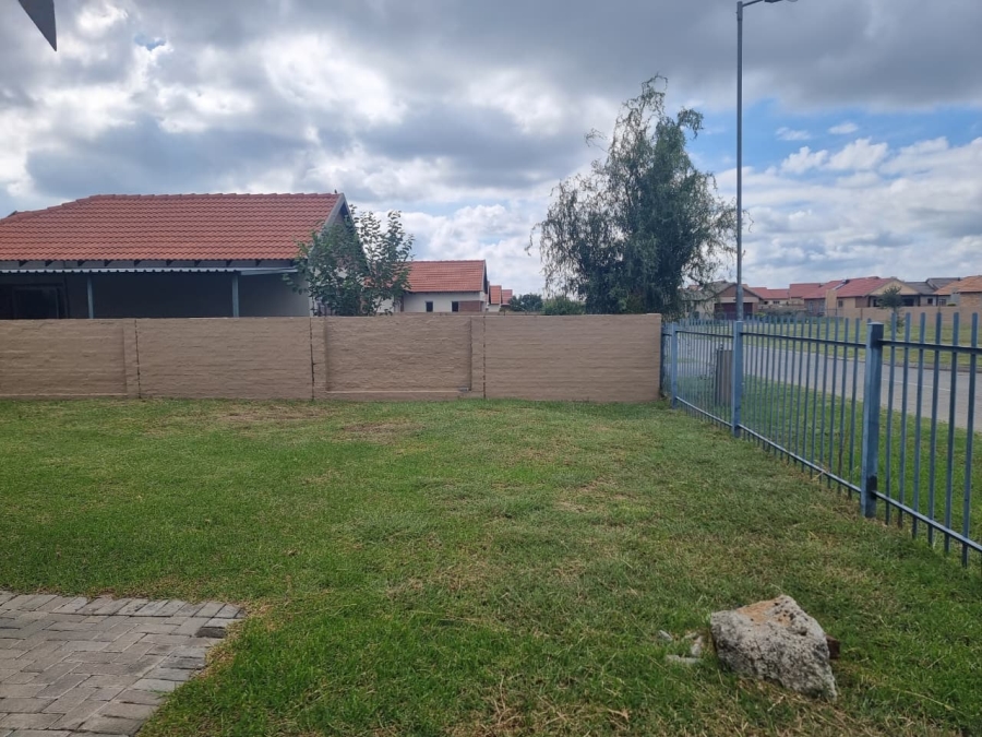 3 Bedroom Property for Sale in Waterkloof Hill Estate North West